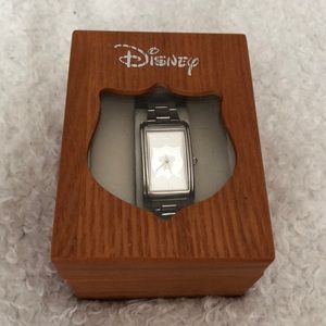 Disney Royal Treatment Watch